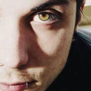 Meet your Posher, Marigold